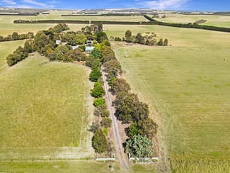 Rural / Farming commercial property sold at 400 Lake Gorrie Road Macarthur VIC 3286