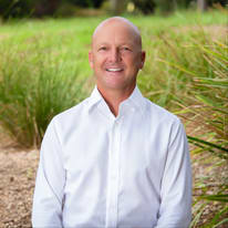 Lee Knapton