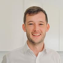 Oliver Thompson