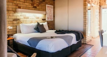 Motel Business in Soldiers Hill
