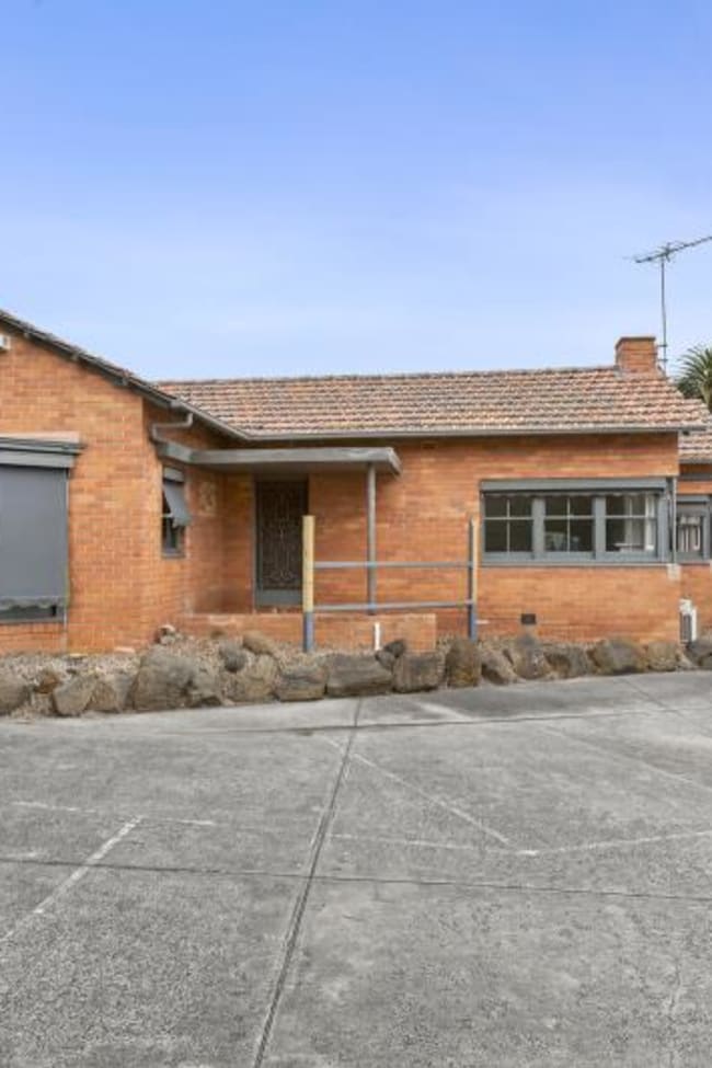 Whole Property/243 Pakington Street Newtown VIC 3220