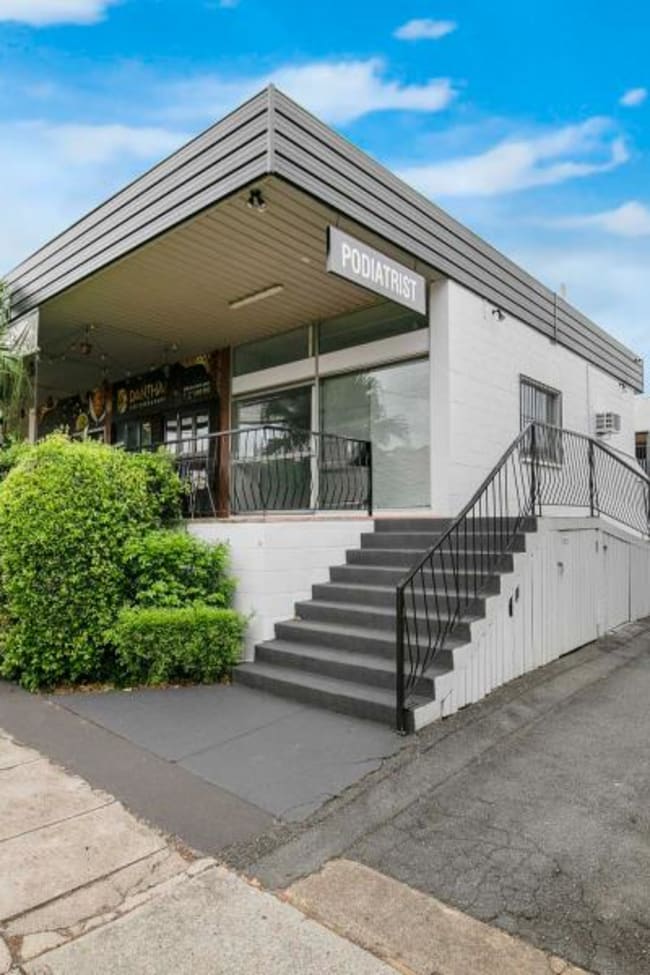 53 Racecourse Road Hamilton QLD 4007