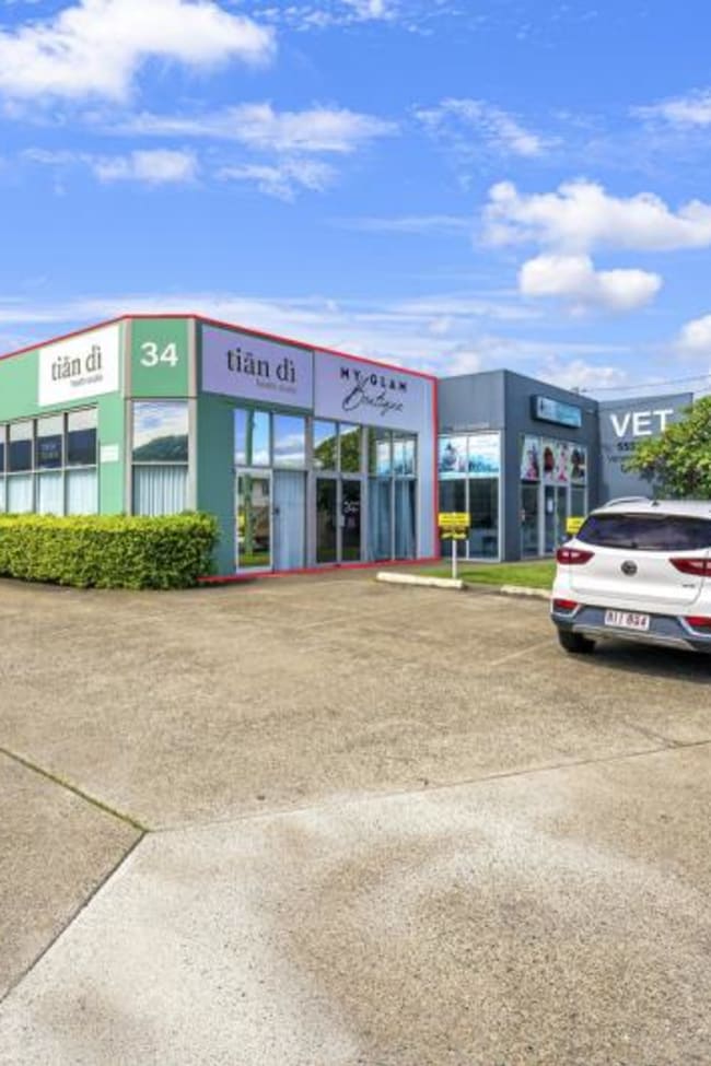 4B/32-34 Currumbin Creek Road Currumbin Waters QLD 4223