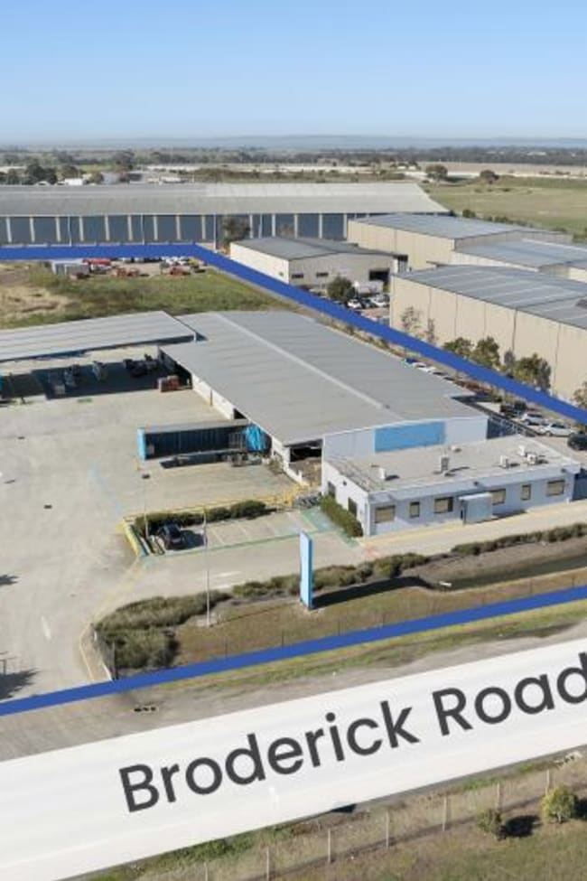 Whole of Property/150 Broderick Road Corio VIC 3214