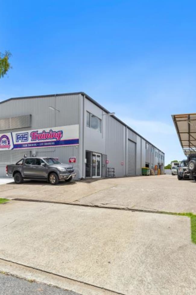 1/21 Castlemaine Street Coorparoo QLD 4151