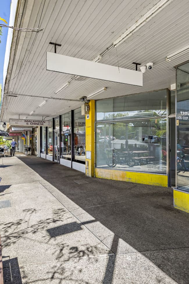 35 Brentford Square Forest Hill VIC 3131