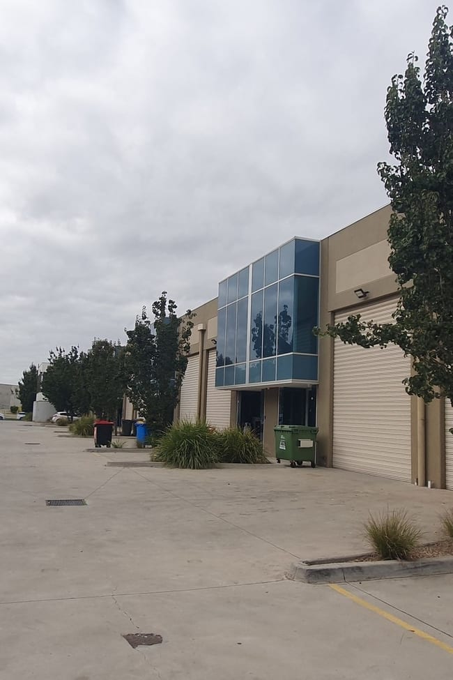 8/22 Makland Drive Derrimut VIC 3026