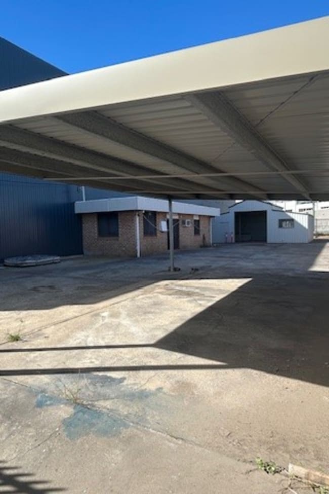 7 Industrial Road Oak Flats NSW 2529