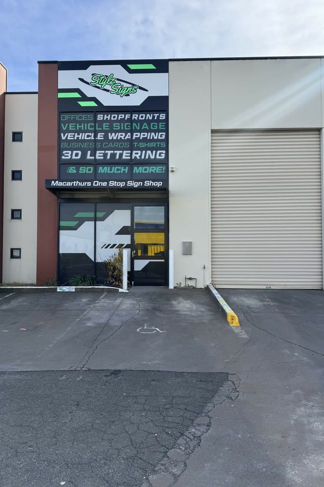 Unit 2/11 Blaxland Serviceway Campbelltown NSW 2560