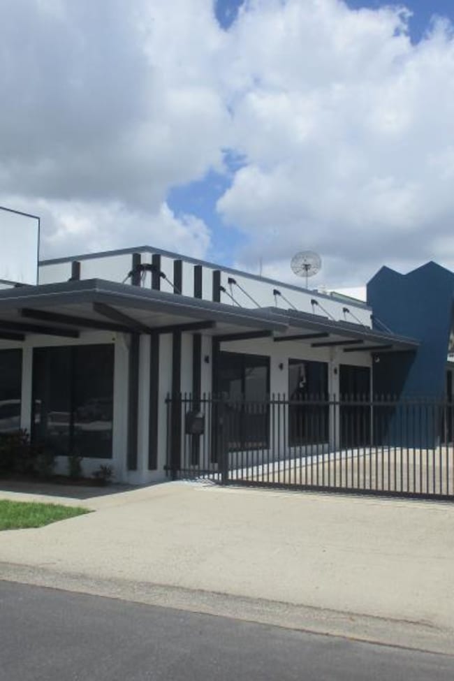 12 Grove Street Cairns North QLD 4870