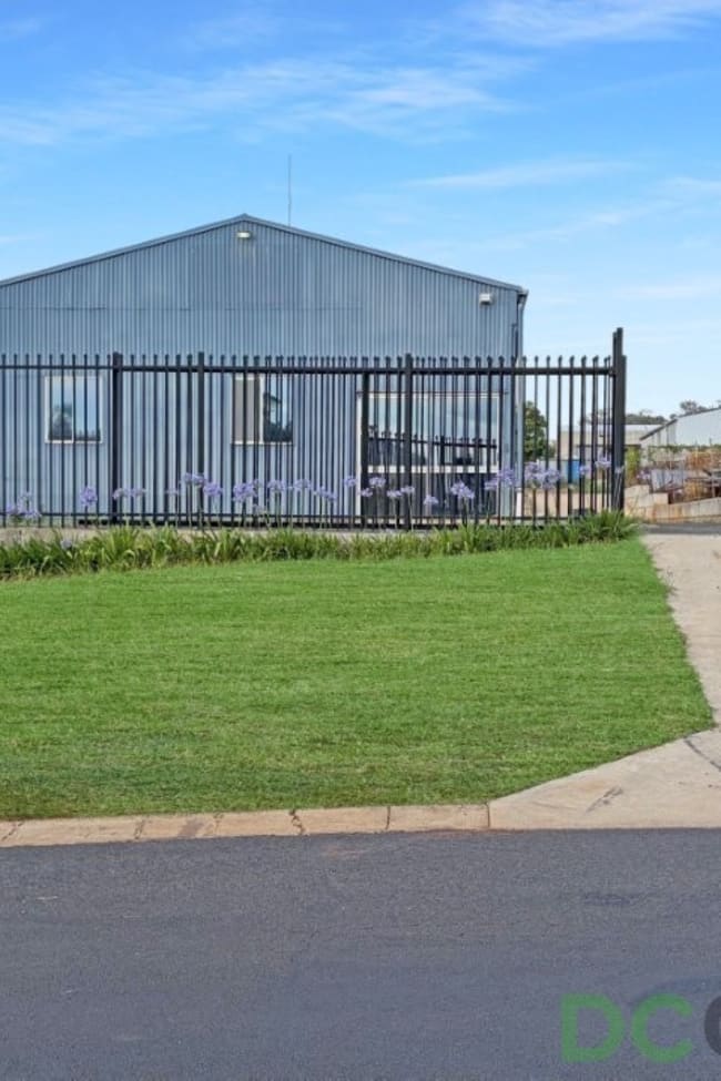 27 Boothby Street Drayton QLD 4350