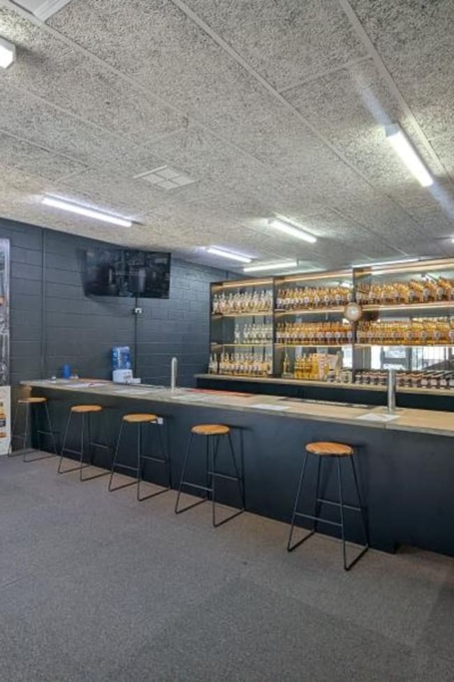 Shop 1/2870 Albany Highway Kelmscott WA 6111