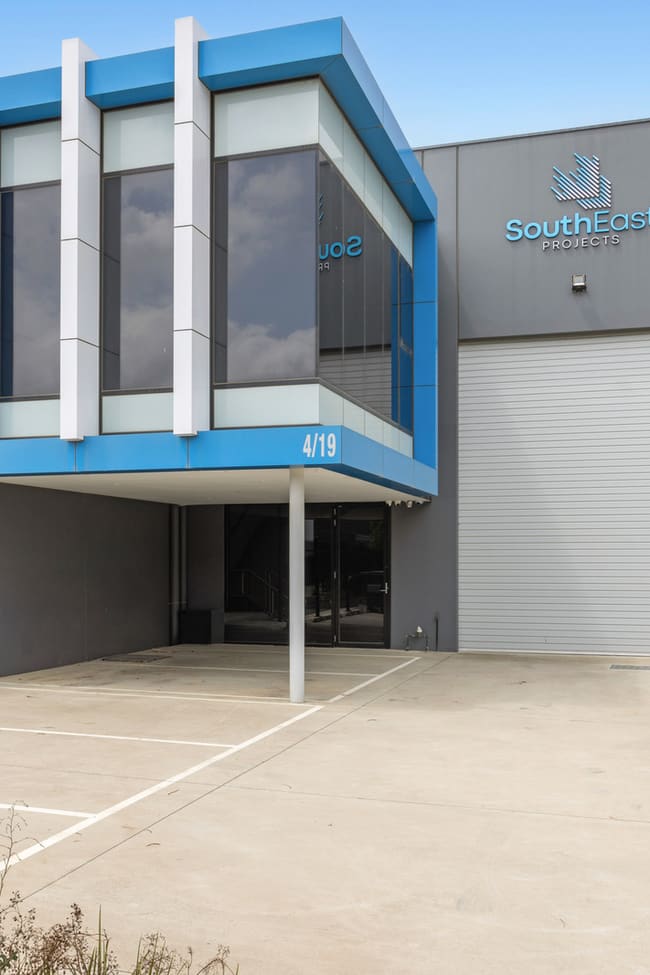 4/19 Industrial Circuit Cranbourne West VIC 3977