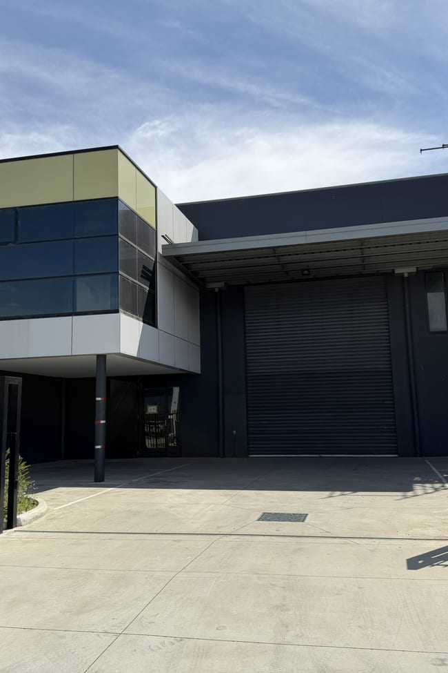 28 Paramount Boulevard Cranbourne West VIC 3977