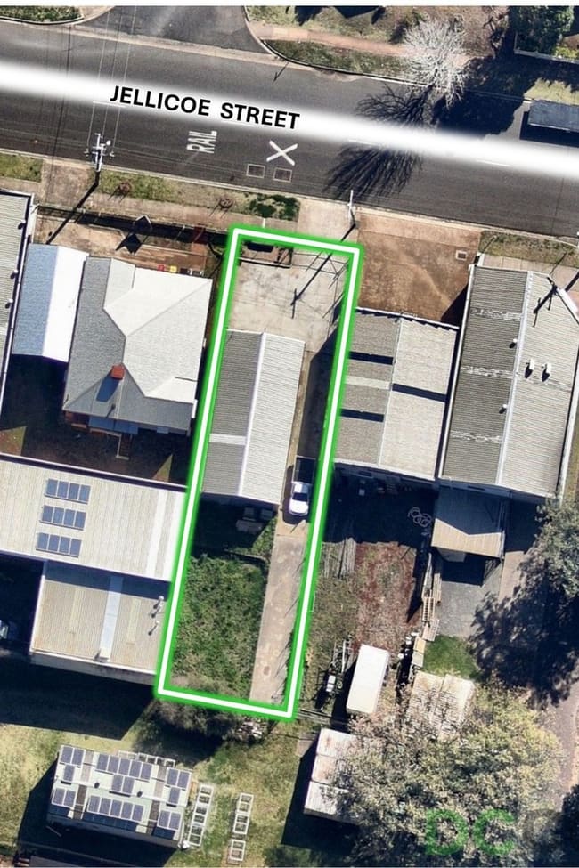 122B Jellicoe Street North Toowoomba QLD 4350