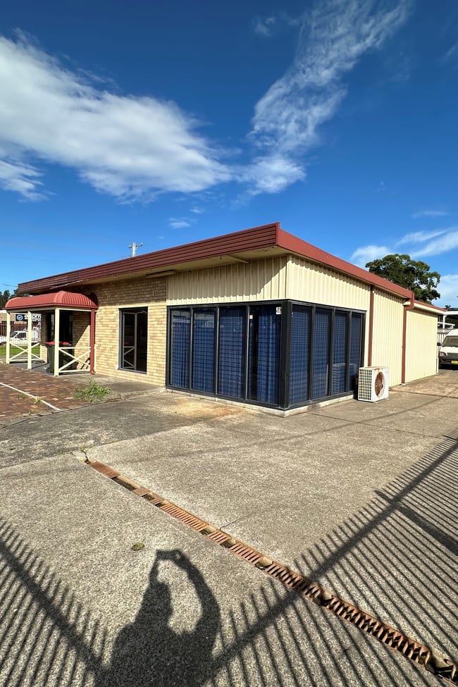 1/2 Mineral Road Oak Flats NSW 2529