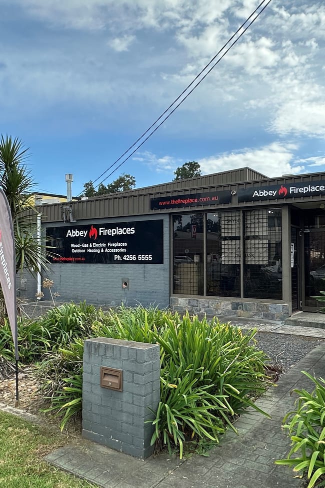 136 Industrial Road Oak Flats NSW 2529