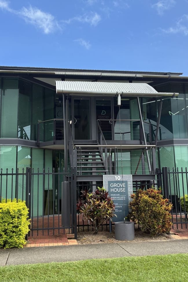 10 Grove Street Cairns North QLD 4870