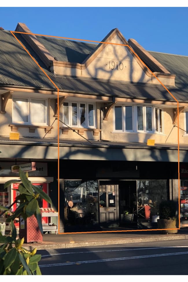 10 Station Street Wentworth Falls NSW 2782