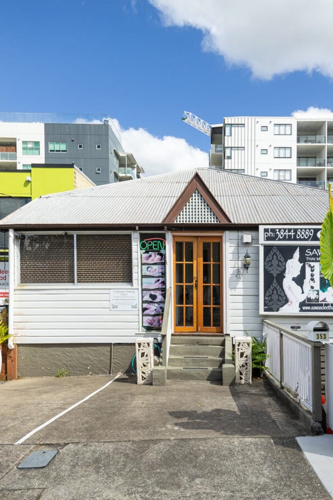 353 Montague Road West End QLD 4101 353 Montague Road West End QLD 4101