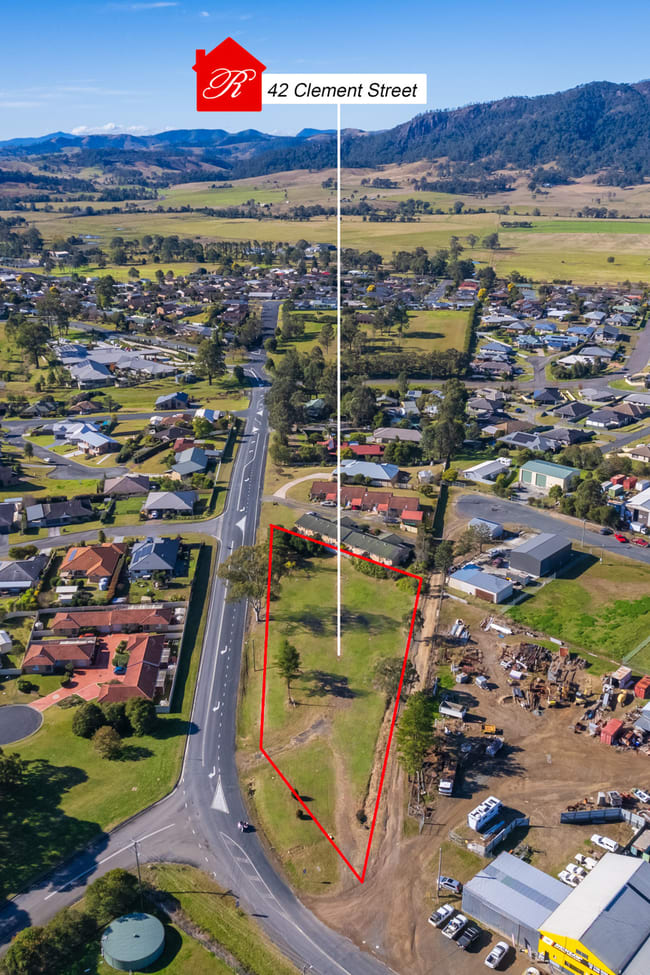 42 Clement Street Gloucester NSW 2422
