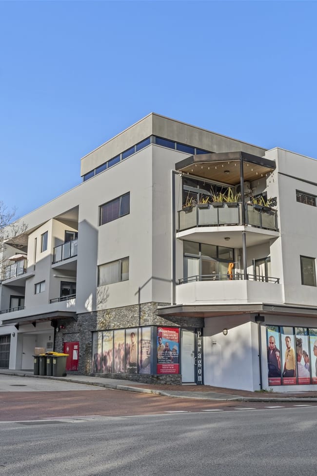 17/2 Pisconeri Street Perth WA 6000