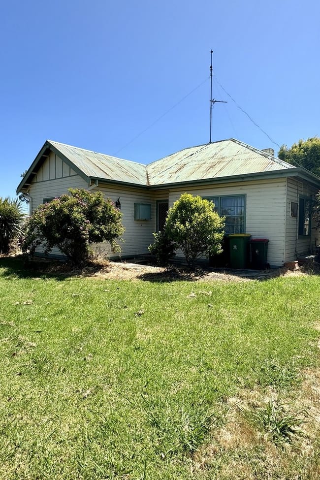 51 Slip Road Paynesville VIC 3880