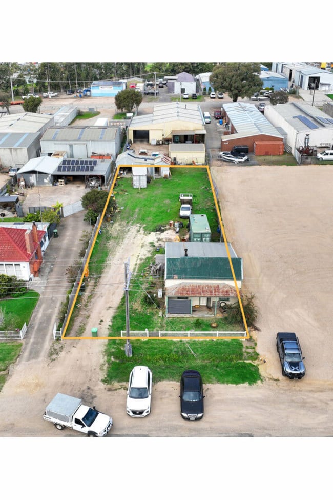 15 Payne Street Bairnsdale VIC 3875