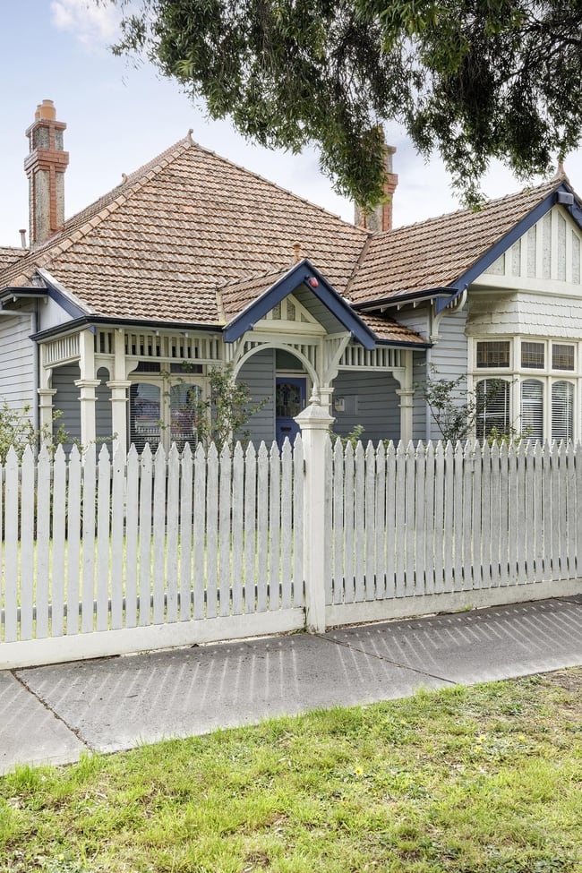 242 Station Street Fairfield VIC 3078 242 Station Street Fairfield VIC 3078