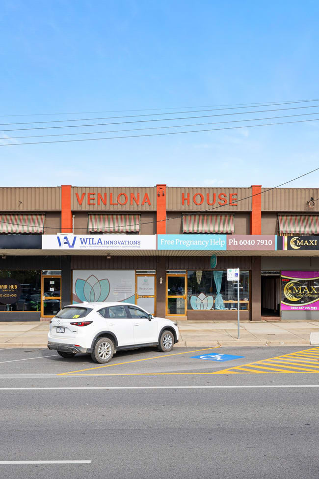 327 Urana Road Lavington NSW 2641