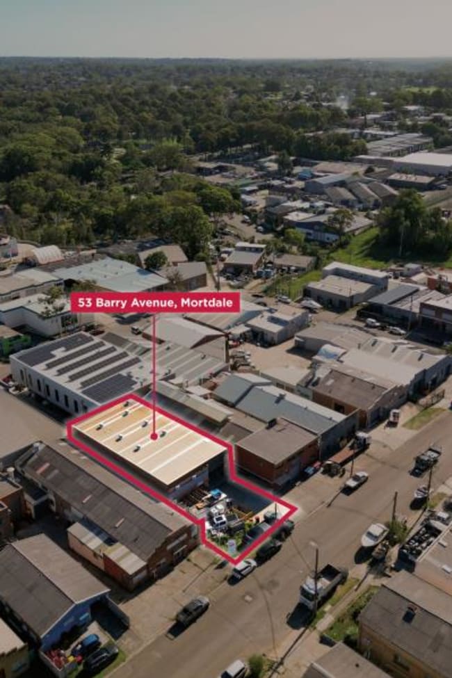 Whole Property/53 Barry Avenue Mortdale NSW 2223