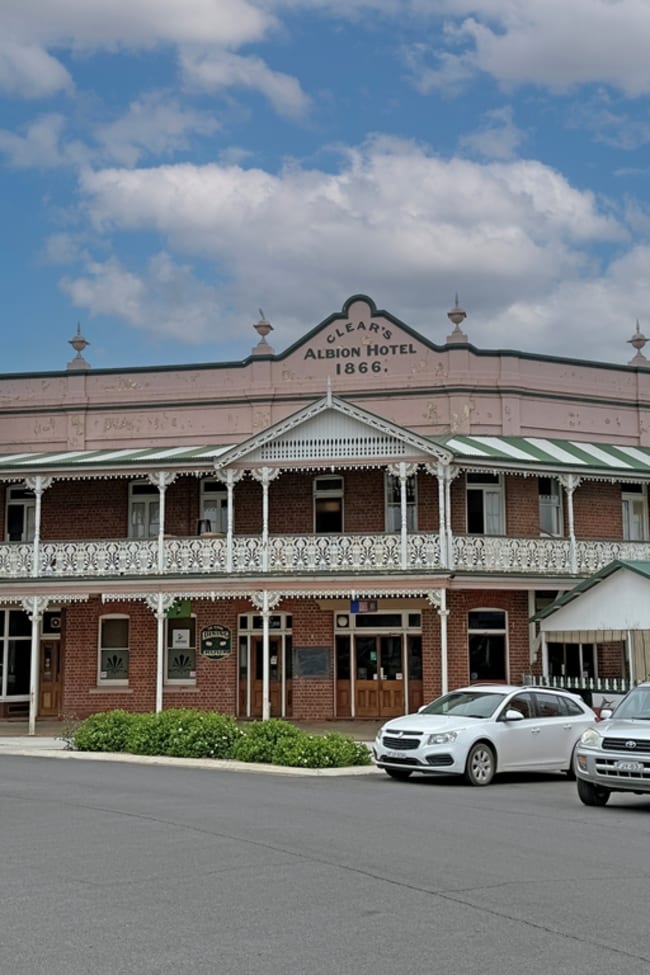 118 Main Street Grenfell NSW 2810