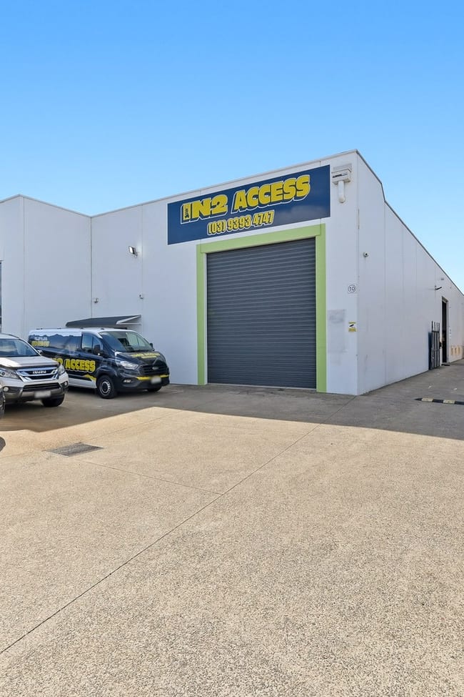 54-56 Melverton Drive Hallam VIC 3803
