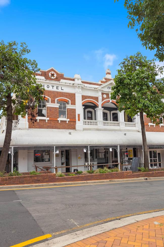 253 BRISBANE STREET Ipswich QLD 4305