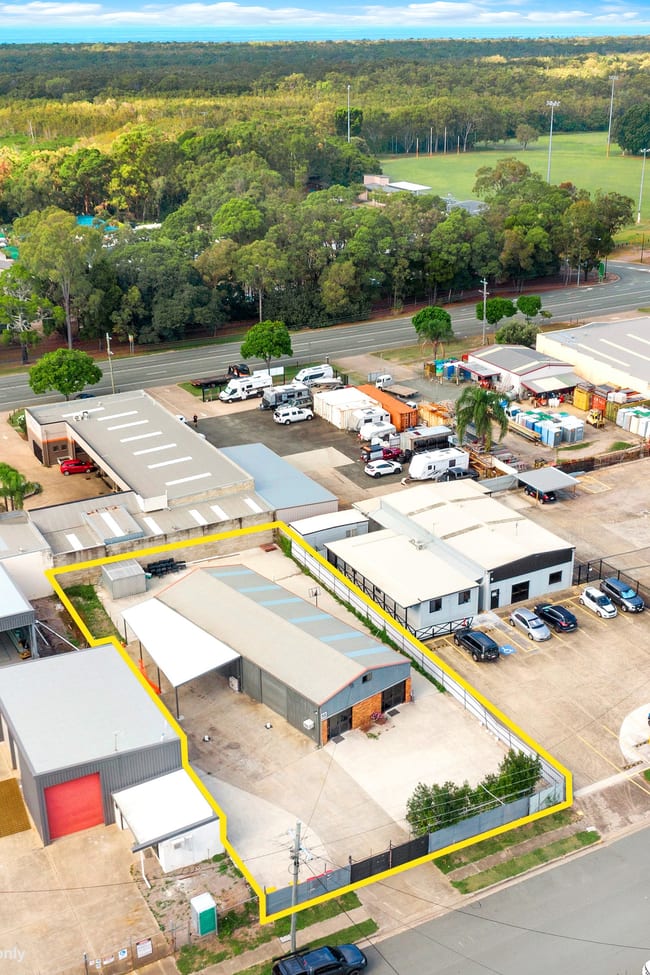 18 Armitage Street Bongaree QLD 4507