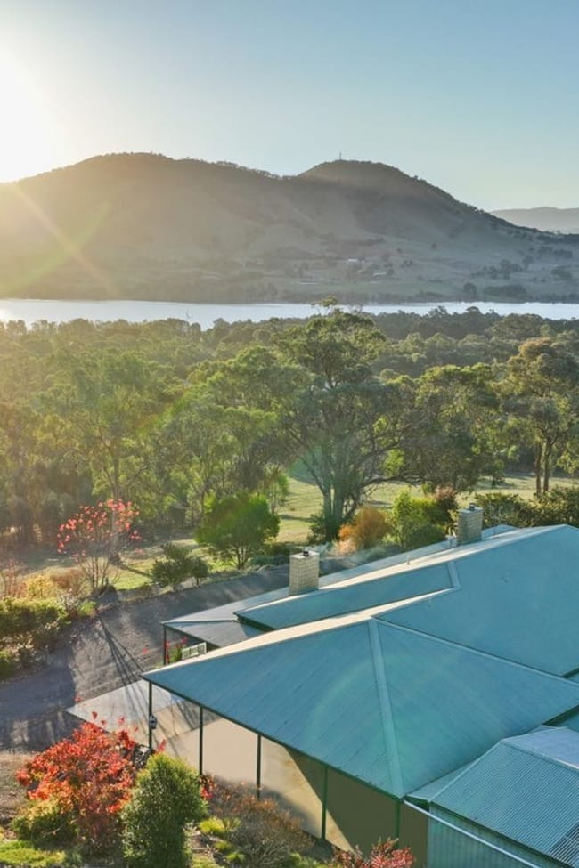 35 Hollams Road Mansfield VIC 3722