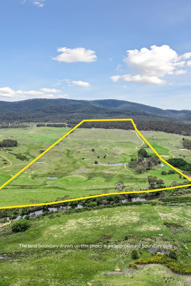 79 Mackeys Lane Wyanbene NSW 2622 79 Mackeys Lane Wyanbene NSW 2622