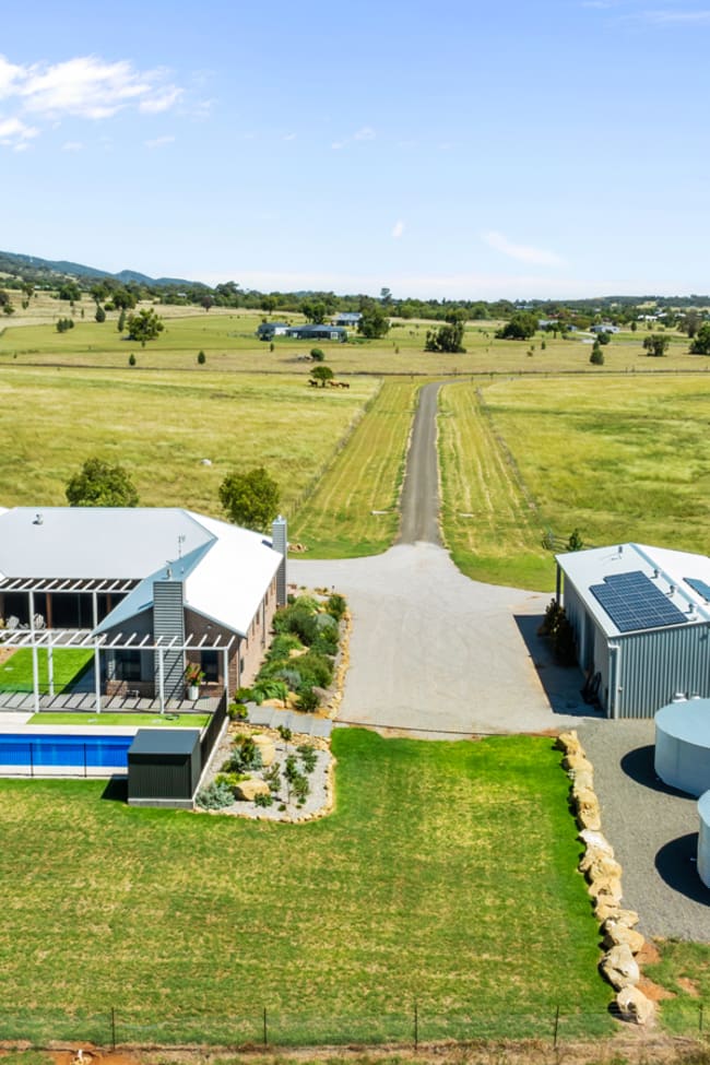 21 Horseshoe Place Moore Creek NSW 2340