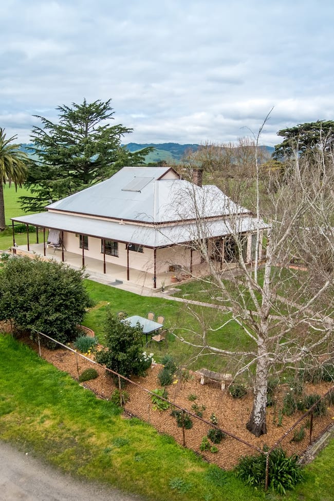 290 Darnum-Allambee Road Cloverlea VIC 3822
