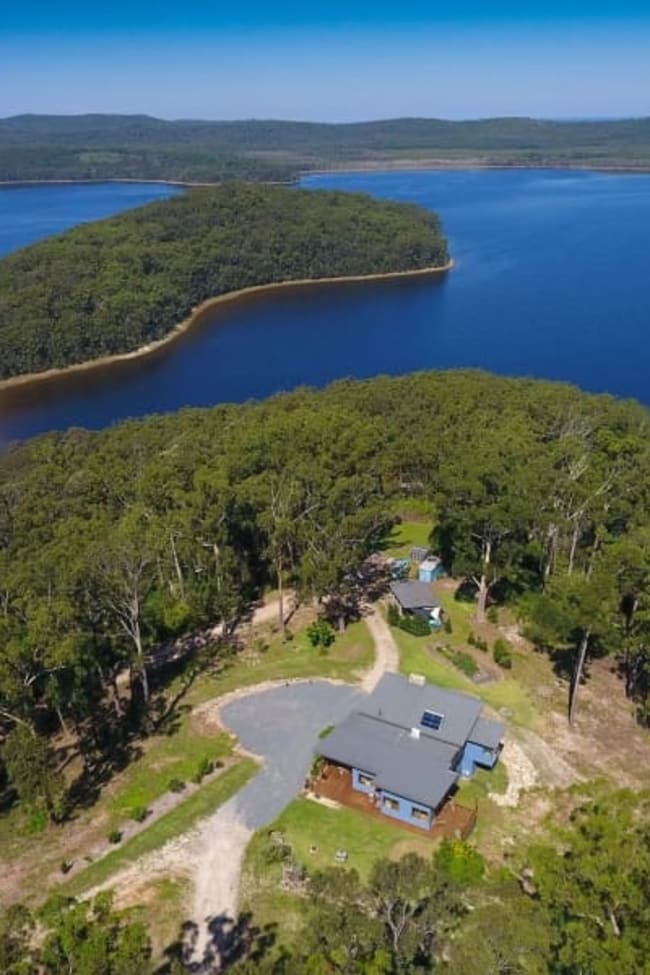 2991 The Lakes Way Tarbuck Bay NSW 2428