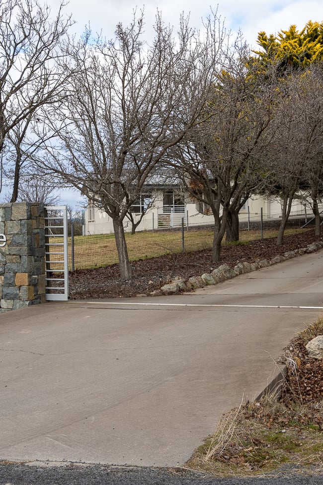 79 Vaughan Drive Sutton NSW 2620
