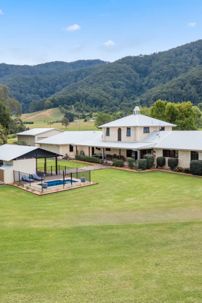 469 Crossmaglen Road Bonville NSW 2450