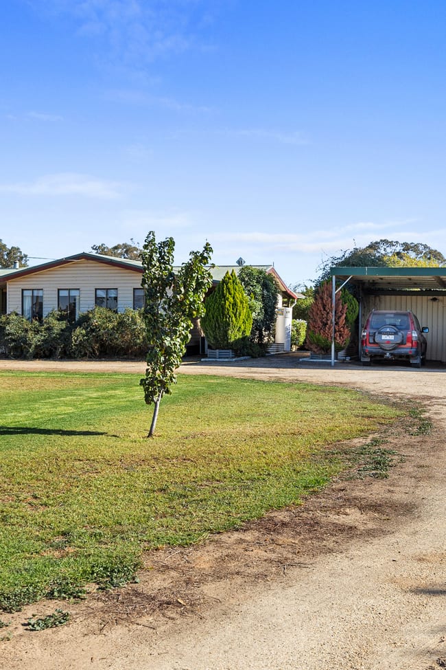 483 Fowlers Rd Strathmerton VIC 3641 483 Fowlers Rd Strathmerton VIC 3641