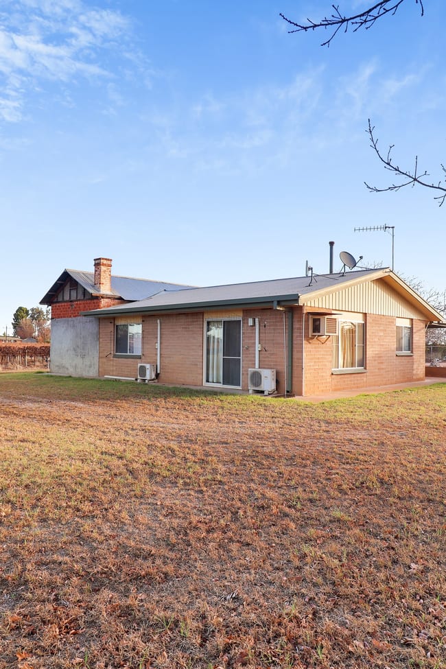 57 Old Sturt Highway Barmera SA 5345
