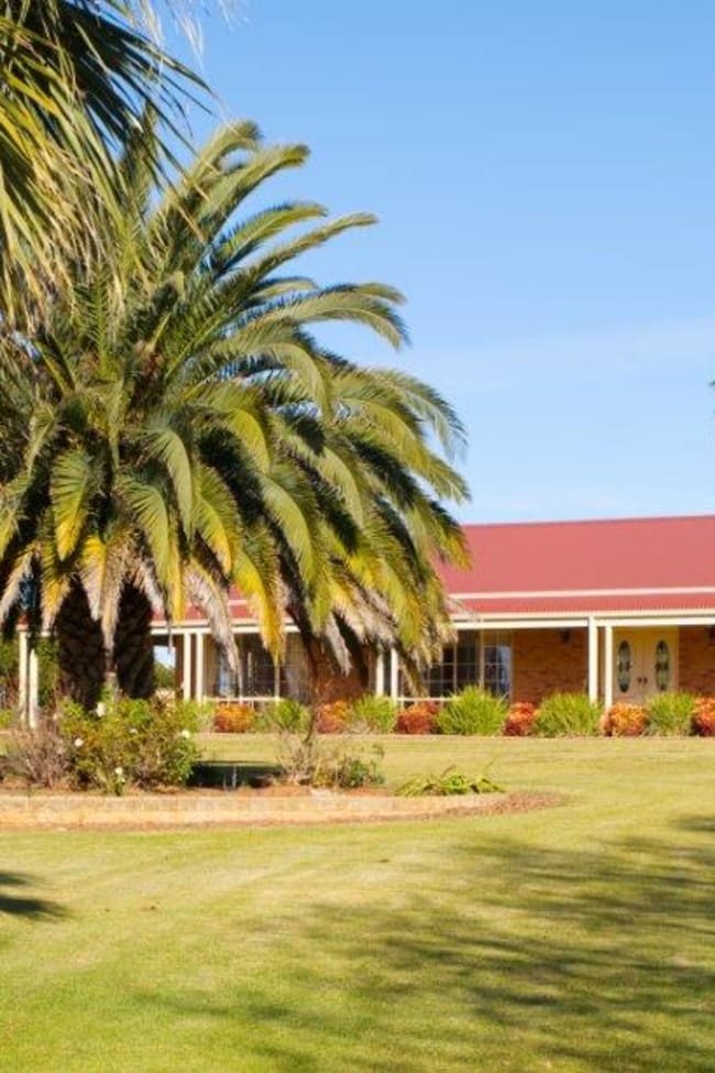 898 Woorinen-Vinifera Road Vinifera VIC 3591 898 Woorinen-Vinifera Road Vinifera VIC 3591