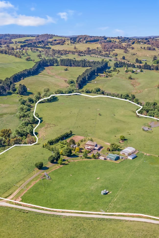 199 Baileys Lane Oberon NSW 2787 199 Baileys Lane Oberon NSW 2787