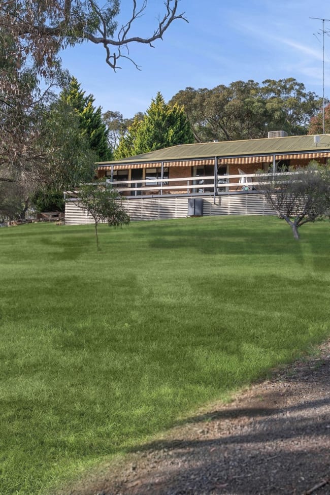 310 Dockerys Road Tallarook VIC 3659 310 Dockerys Road Tallarook VIC 3659