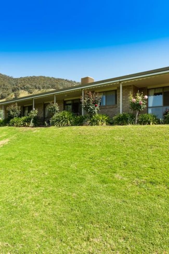 2174 Beechworth-wodonga Road Leneva VIC 3691