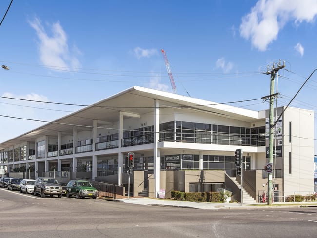 UNDER CONTRACT - 11/18 Third Avenue Blacktown NSW 2148 UNDER CONTRACT - 11/18 Third Avenue Blacktown NSW 2148