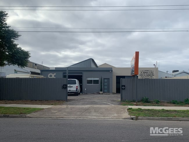 2/50 Mitton Avenue Henley Beach SA 5022 2/50 Mitton Avenue Henley Beach SA 5022